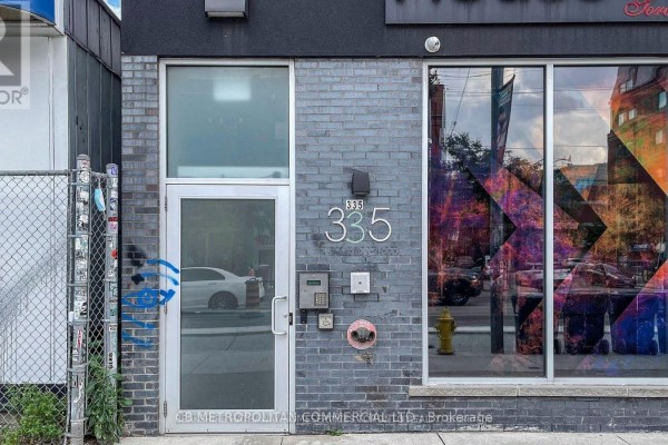 Living room - 403 - 335 College Street, Toronto, ON M5T1S2 Photo 2