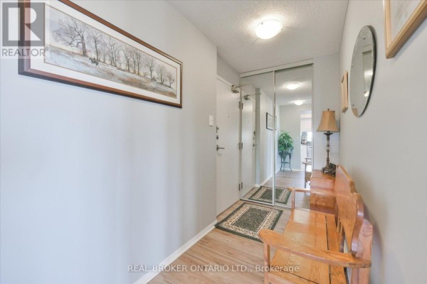 403 - 600 Rexdale Boulevard, Toronto, ON, photo 2