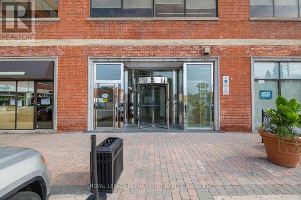 403 - 672 Dupont Street, Toronto, ON M6G1Z6 Photo 4