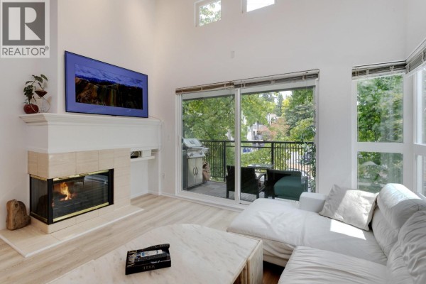 403 106 W Kings Road, North Vancouver, BC V7N2L8 Photo 5
