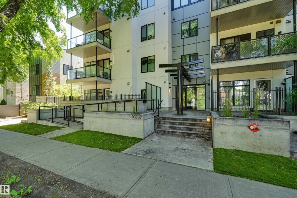 Concrete walkway and stairs leading to apartment building entrance with address 10837. - #403 10837 83 Av Nw Nw, Edmonton