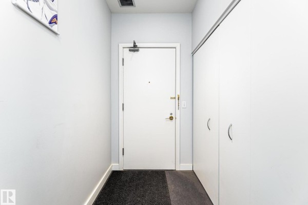 Primary Bedroom - #403 11415 100 Av Nw, Edmonton, AB T5K0J5 Photo 4