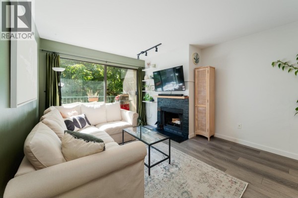 403 1169 Nelson Street, Vancouver, BC V6E1J3 Photo 2