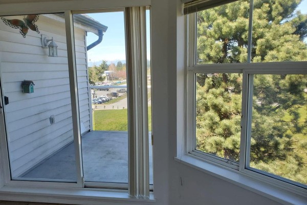 403 12739 72 Avenue, Surrey, BC V3W2M7 Photo 3