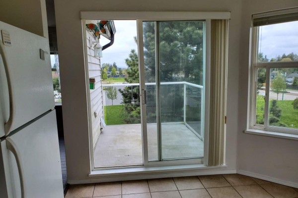403 12739 72 Avenue, Surrey, BC V3W2M7 Photo 5