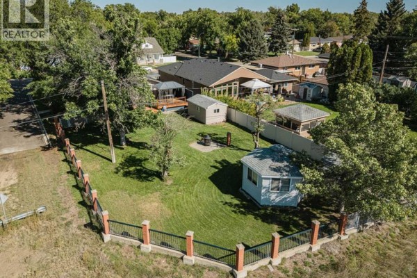 403 13 Street Se, Medicine Hat