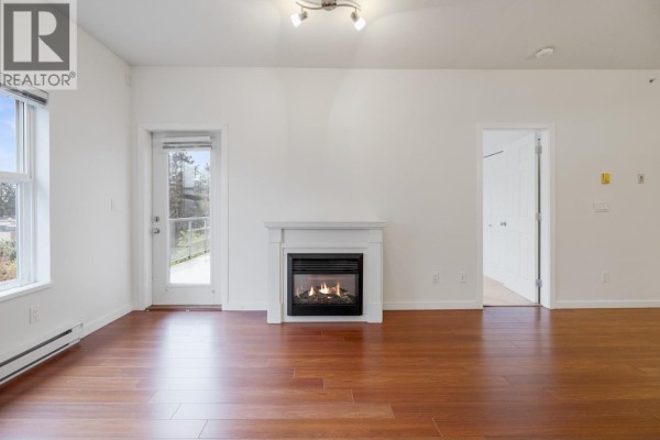 403 2488 Kelly Avenue, Port Coquitlam, BC V3C1Y4 Photo 4
