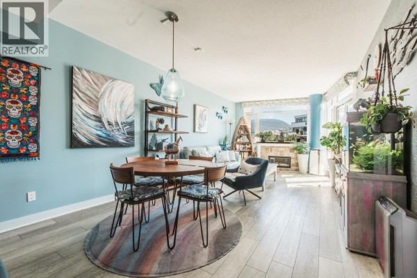 403 5725 Teredo Street, Sechelt, BC V7Z0J7 Photo 5