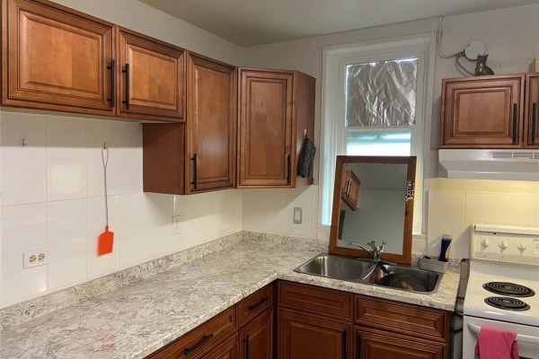 403 7th Street, Brandon, MB R7A3S9 Photo 5