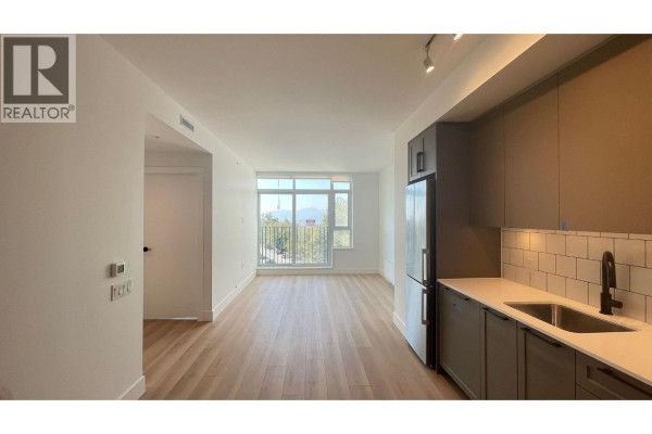 403 8750 University Crescent, Burnaby, BC, photo 2