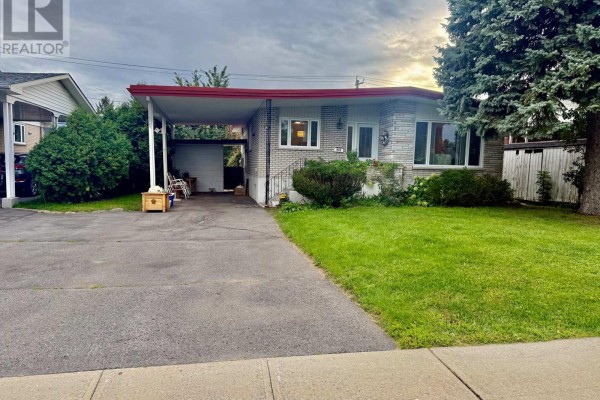 403 Anderson Drive, Cornwall
