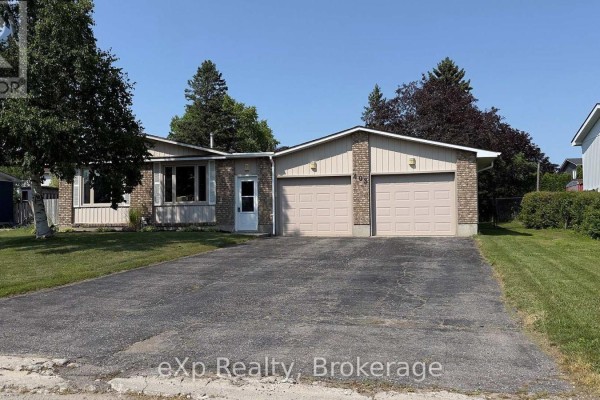 Bedroom 2 - 403 Highland Drive, Kincardine, ON N2Z1X3 Photo 2