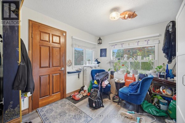 Dining room - 403 Park Avenue, Newmarket, ON L3Y1V7 Photo 5