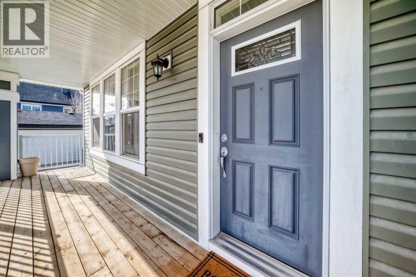 Living room - 403 River Heights Crescent, Cochrane, AB T4C0T9 Photo 3