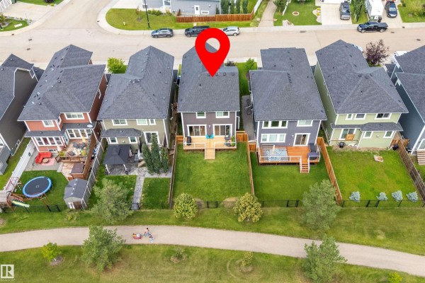 Kitchen - 403 Simpkins Wd, Leduc, AB T9E0Y3 Photo 3