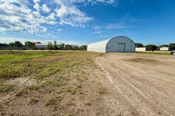 403 Sixth Avenue, Reston, MB R0M1X0 Photo 4