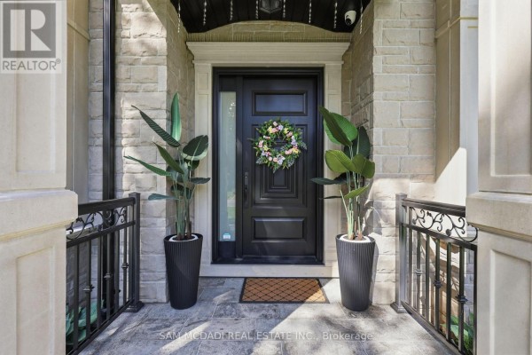 403 Willis Drive, Oakville, ON, photo 3