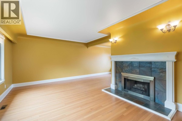 4037 Nithsdale Street, Burnaby, BC V5G1P5 Photo 4