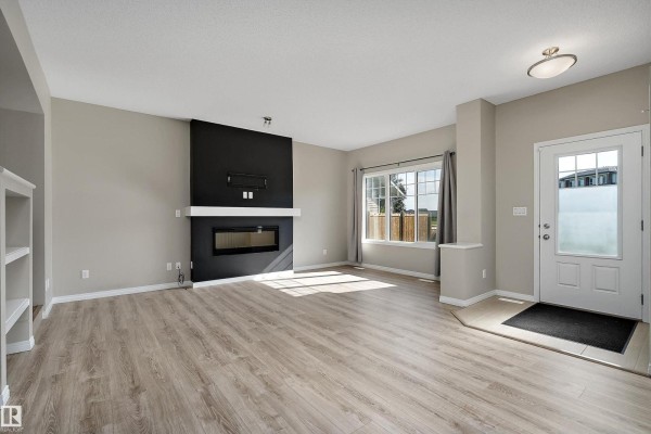Bedroom 2 - 4037 Prowse Ln Sw, Edmonton, AB T6W2V4 Photo 5