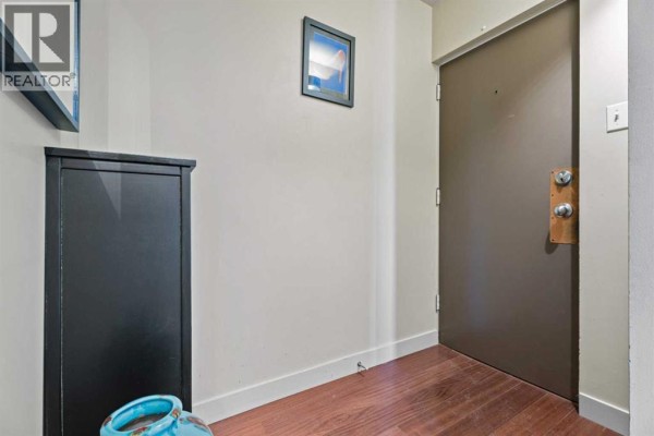 Living room - 404, 1811 18a Street Sw, Calgary, AB T2T4W1 Photo 4