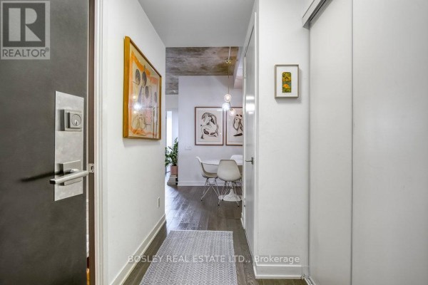 Kitchen - 404 - 130 Rusholme Road, Toronto, ON M6H1A7 Photo 3