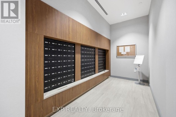 404 - 25 Neighborhood Lane, Toronto, ON, photo 2