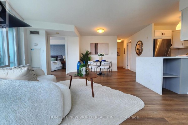 Kitchen - 404 - 3830 Bathurst Street, Toronto, ON M3H6C5 Photo 3