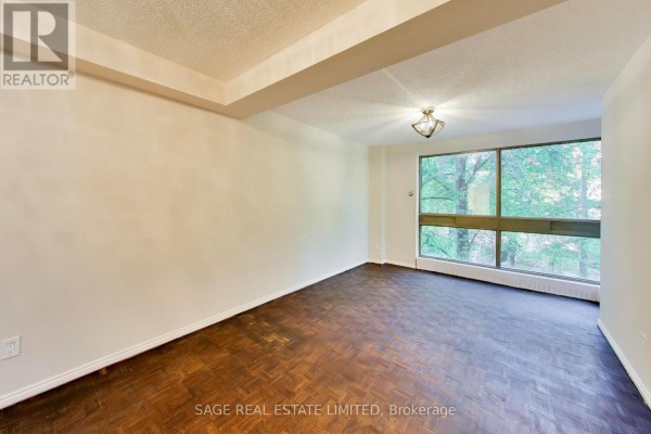 Den - 404 - 63 St Clair Avenue, Toronto, ON M4V2Y9 Photo 4