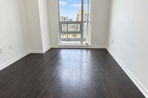 404 - 66 Forest Manor Road, Toronto, ON, photo 2