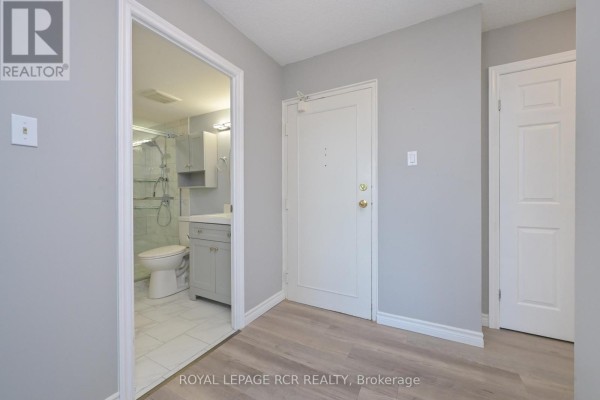 Bedroom 2 - #404 - 8 Fead Street, Orangeville, ON L9W3X4 Photo 5