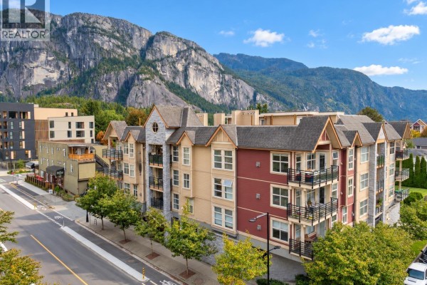 404 1310 Victoria Street, Squamish