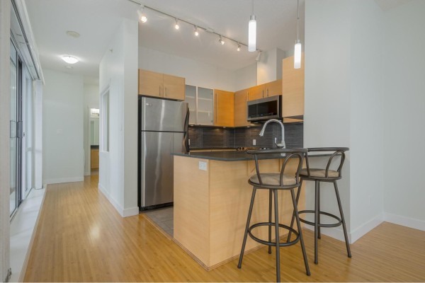 404 13399 104 Avenue, Surrey, BC V3T0C9 Photo 5