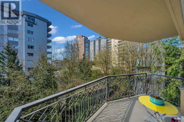 404 1930 Marine Drive, West Vancouver, BC V7V1J8 Photo 4