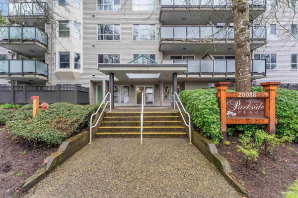 404 20088 55a Avenue, Langley, BC V3A4K9 Photo 2