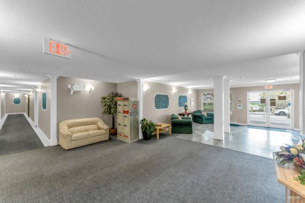 404 20088 55a Avenue, Langley, BC V3A4K9 Photo 4