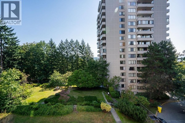 404 2020 Bellwood Avenue, Burnaby