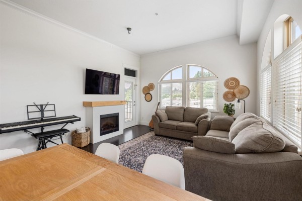 404 2632 Pauline Street, Abbotsford, BC V2S0C9 Photo 3