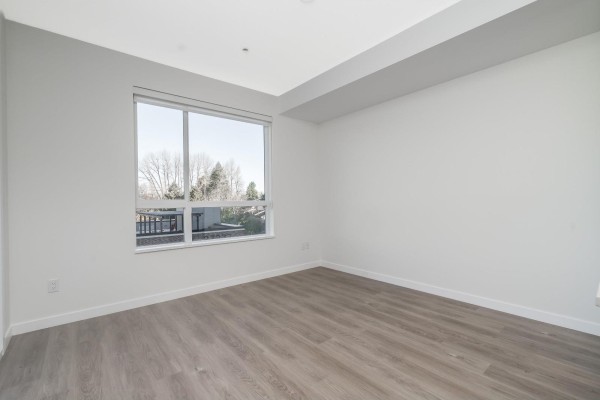 404 27218 Aldergrove Town Centre Drive, Langley, BC V4W0E4 Photo 2