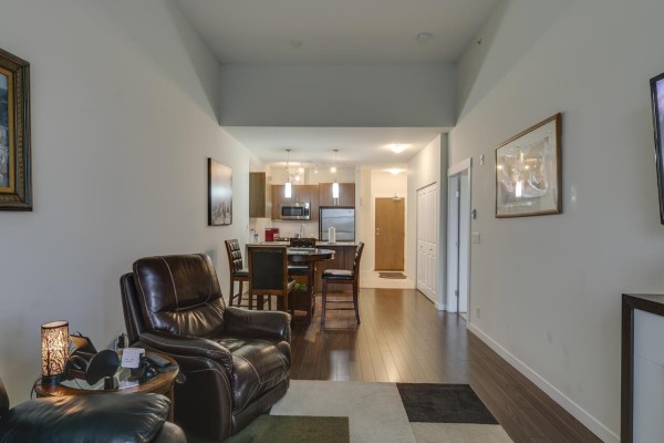 404 2943 Nelson Place, Abbotsford, BC V2S0C8 Photo 5