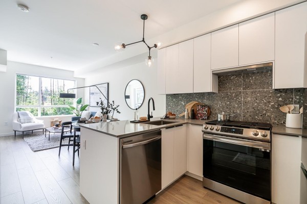 404 7936 206 Street, Langley