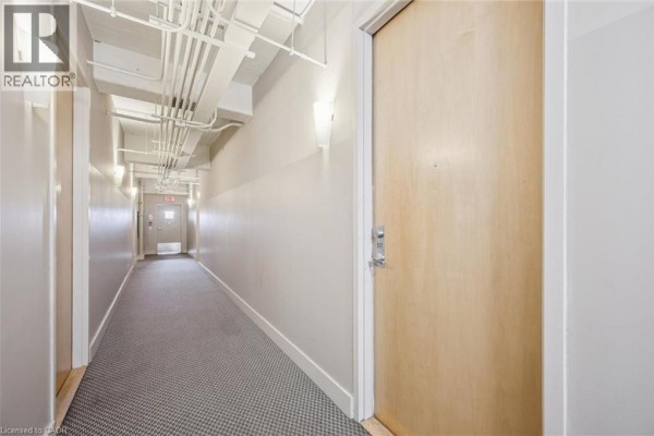 4pc Bathroom - 404 King Street W Unit# 317, Kitchener, ON N2G4Z9 Photo 5