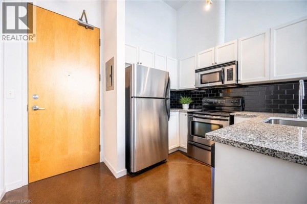 Kitchen - 404 King Street W Unit# 509, Kitchener, ON N2G4Z9 Photo 5