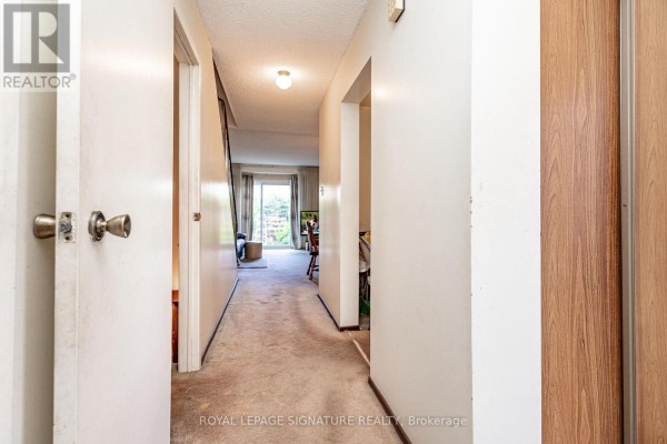 Primary Bedroom - 4040 Silverhaze Road, Mississauga, ON L4W3K1 Photo 4