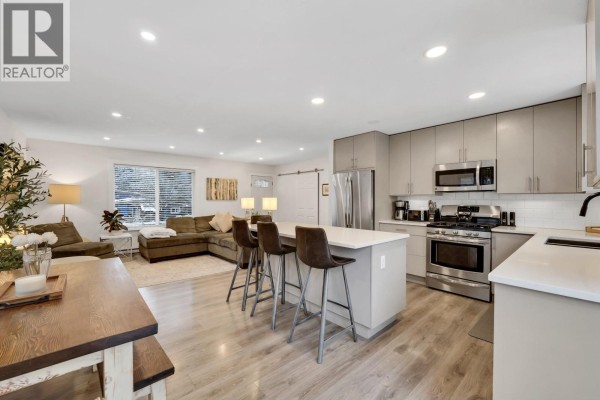 40410 Perth Drive, Squamish, BC V0N1T0 Photo 5