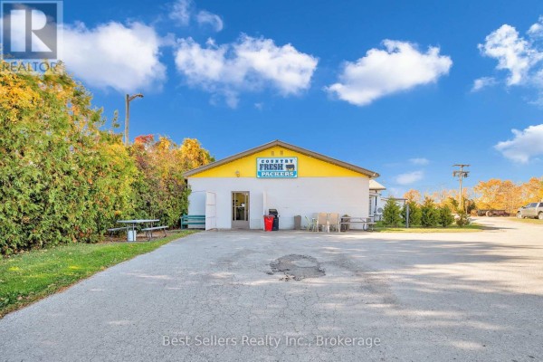 4049 Bonneau Line, Chatham Kent, ON N0P2L0 Photo 5