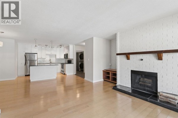 Kitchen - 405, 618 2 Avenue Nw, Calgary, AB T2N0E1 Photo 4
