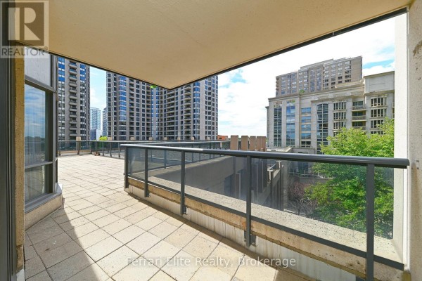 405 - 10 Northtown Way, Toronto, ON, photo 2