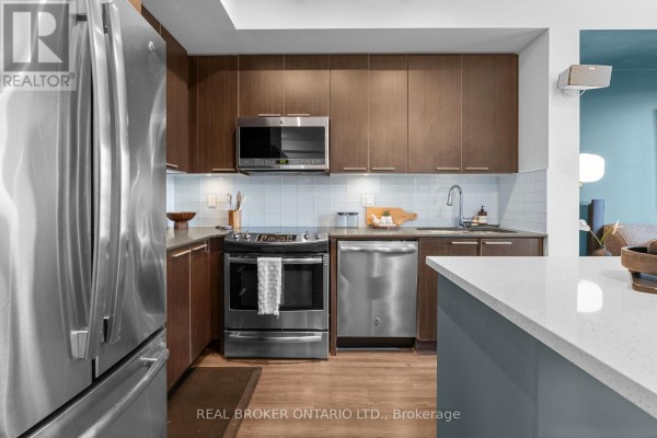 Den - 405 - 10 Park Lawn Road, Toronto, ON M8V0H9 Photo 5