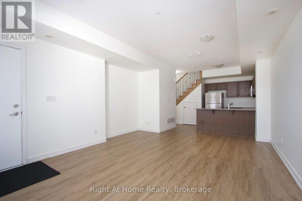 Primary Bedroom - 405 - 1460 Whites Road, Pickering, ON L1V1R4 Photo 4