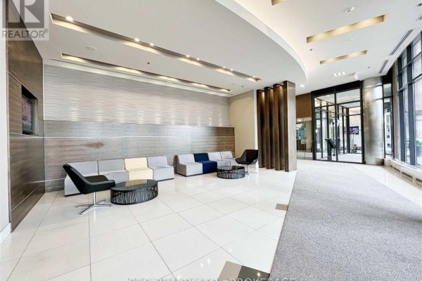 Living room - 405 - 18 Harbour Street, Toronto, ON M5J2Z6 Photo 2